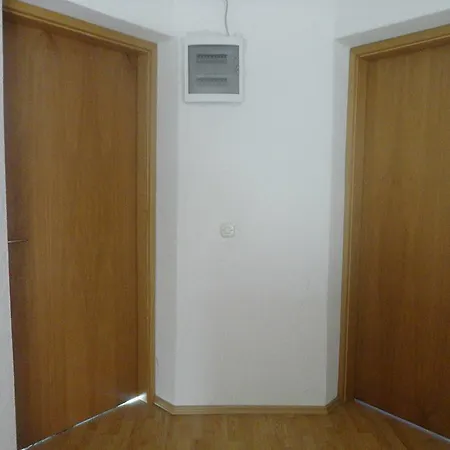 Bakule Apartman *