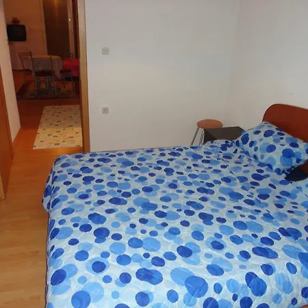 Bakule Apartman *
