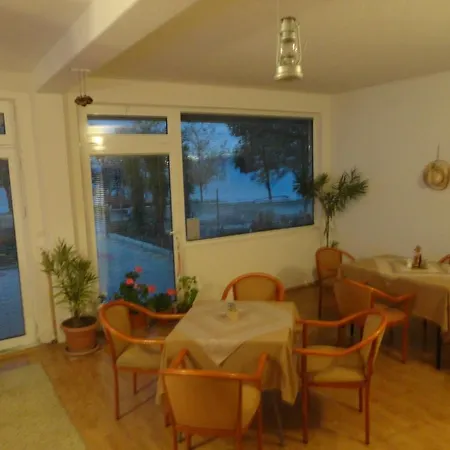 Bakule Apartman *
